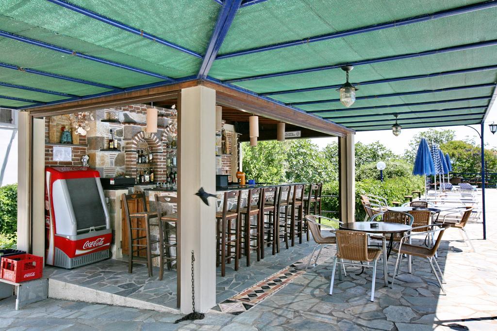 Hotel Pela Скала-Каллонис Экстерьер фото